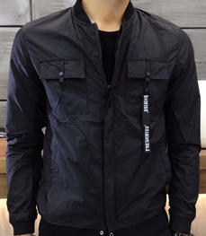 市场上装-夹克-时尚男装夹克