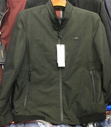 市场上装-夹克-（实拍）时尚商务夹克