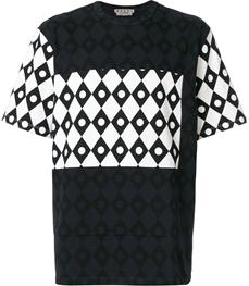 市场上装-T恤-休闲男装t恤