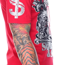 市场上装-T恤-时尚男装t恤