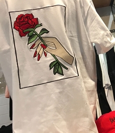 市场上装-T恤-（实拍）休闲男装t恤