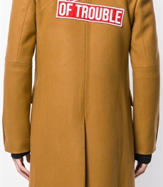 市场上装-中长外套-休闲男装中长外套