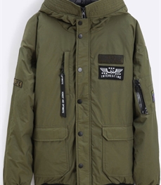 市场上装-夹克-时尚男装夹克