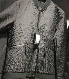 市场上装-夹克-（实拍）时尚男装夹克