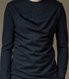 市场上装-T恤-时尚男装t恤