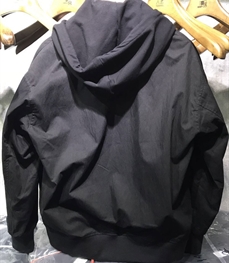 市场上装-夹克-时尚男装夹克