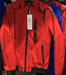 市场上装-夹克-（实拍）时尚男装夹克