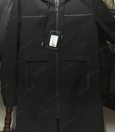 市场上装-中长外套-（实拍）时尚男装中长外套