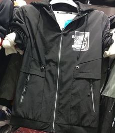 市场上装-夹克-（实拍）时尚男装夹克