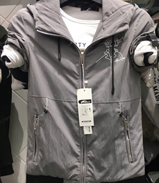 市场上装-夹克-（实拍）时尚男装夹克