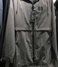 市场上装-中长外套-（实拍）时尚男装中长外套