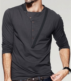 市场上装-T恤-时尚男装t恤