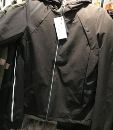 市场上装-夹克-（实拍）时尚男装夹克