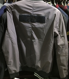 市场上装-夹克-（实拍）时尚男装夹克