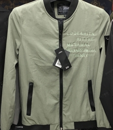 市场上装-夹克-（实拍）时尚男装夹克