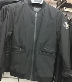 市场上装-夹克-（实拍）时尚男装夹克