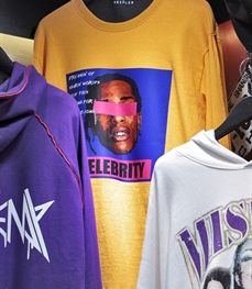 市场上装-T恤-时尚男装t恤