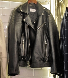 市场上装-皮衣-时尚男装皮衣