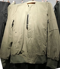 市场上装-夹克-（实拍）时尚男装夹克