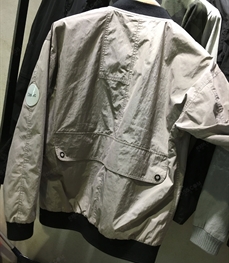 市场上装-夹克-（实拍）时尚男装夹克