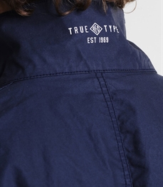 市场上装-夹克-时尚商务夹克