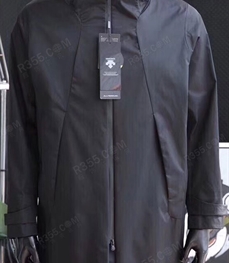 市场上装-大衣-（实拍）时尚商务大衣