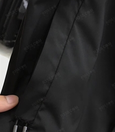 市场上装-大衣-（实拍）时尚商务大衣