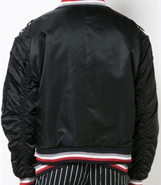 市场上装-夹克-休闲男装夹克