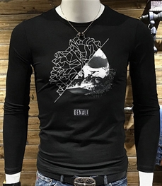 市场上装-T恤-时尚男装t恤