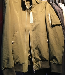 市场上装-夹克-（实拍）时尚男装夹克