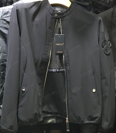 市场上装-夹克-（实拍）时尚男装夹克