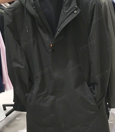市场上装-大衣-（实拍）时尚商务大衣