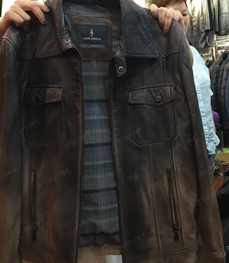 市场上装-皮衣-（实拍）时尚商务皮衣