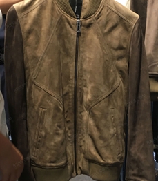 市场上装-皮衣-（实拍）时尚商务皮衣