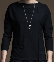 市场上装-T恤-时尚男装t恤