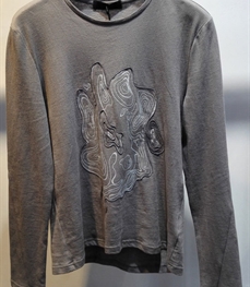 市场上装-T恤-时尚男装t恤