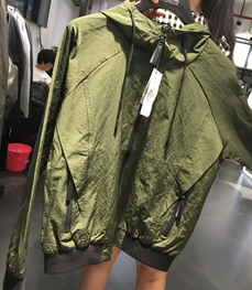 市场上装-夹克-（实拍）时尚男装夹克