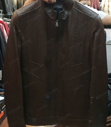 市场上装-皮衣-（实拍）时尚商务皮衣