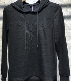 市场上装-T恤-时尚男装t恤