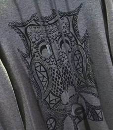 市场上装-T恤-时尚男装t恤