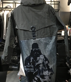 市场上装-中长外套-（实拍）休闲男装中长外套