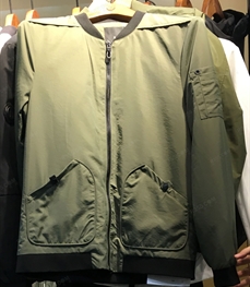 市场上装-夹克-（实拍）时尚男装夹克