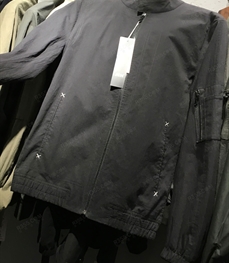 市场上装-夹克-（实拍）时尚男装夹克