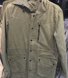 市场上装-中长外套-（实拍）休闲男装马甲