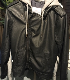 市场上装-皮衣-（实拍）休闲男装皮衣