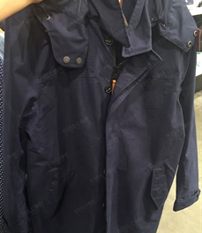 市场上装-大衣-（实拍）时尚商务大衣