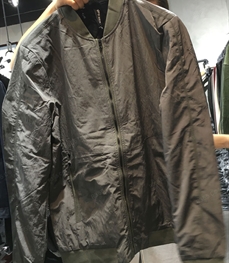 市场上装-夹克-（实拍）时尚男装夹克