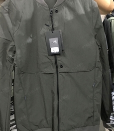 市场上装-夹克-（实拍）时尚男装夹克