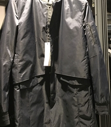 市场上装-大衣-（实拍）时尚商务大衣