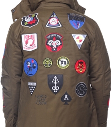 市场上装-中长外套-时尚男装中长外套